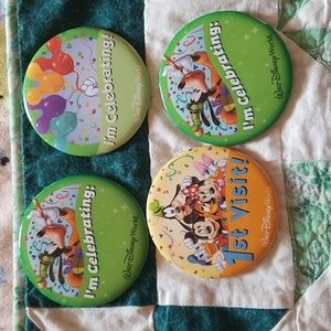4 Disney pin lot